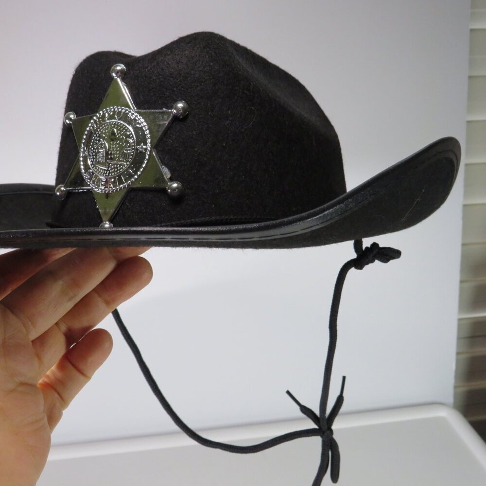 VTG Black Western Firm Felt Hat w sheriff's badge attached CHILD SIZE - Picture 2 of 8